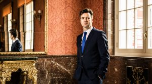 Óliver Díaz dirige la orquesta de Radio Televisión Española